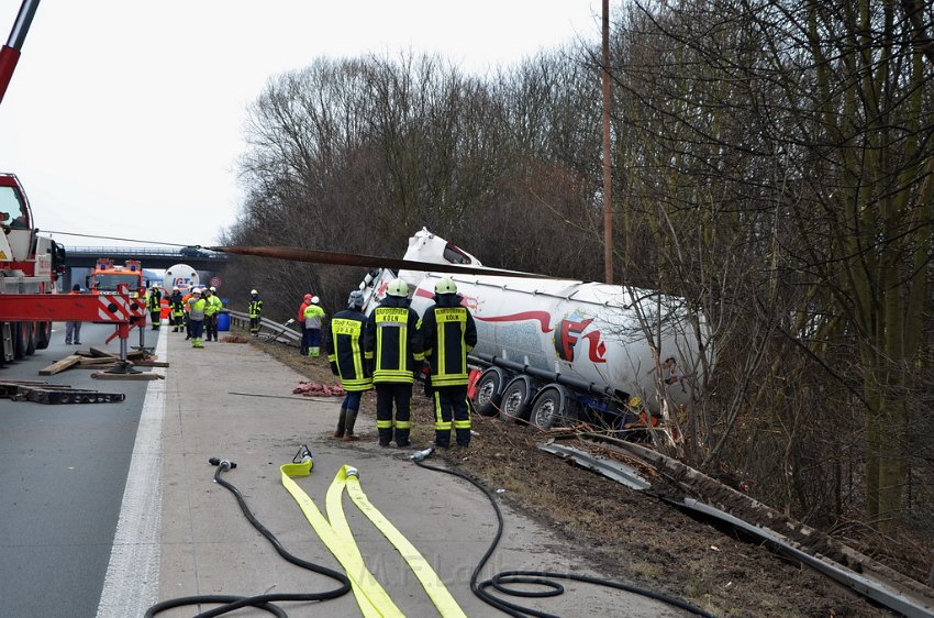 VU A4 Rich Olpe kurz hinter AK Koeln West P503.JPG